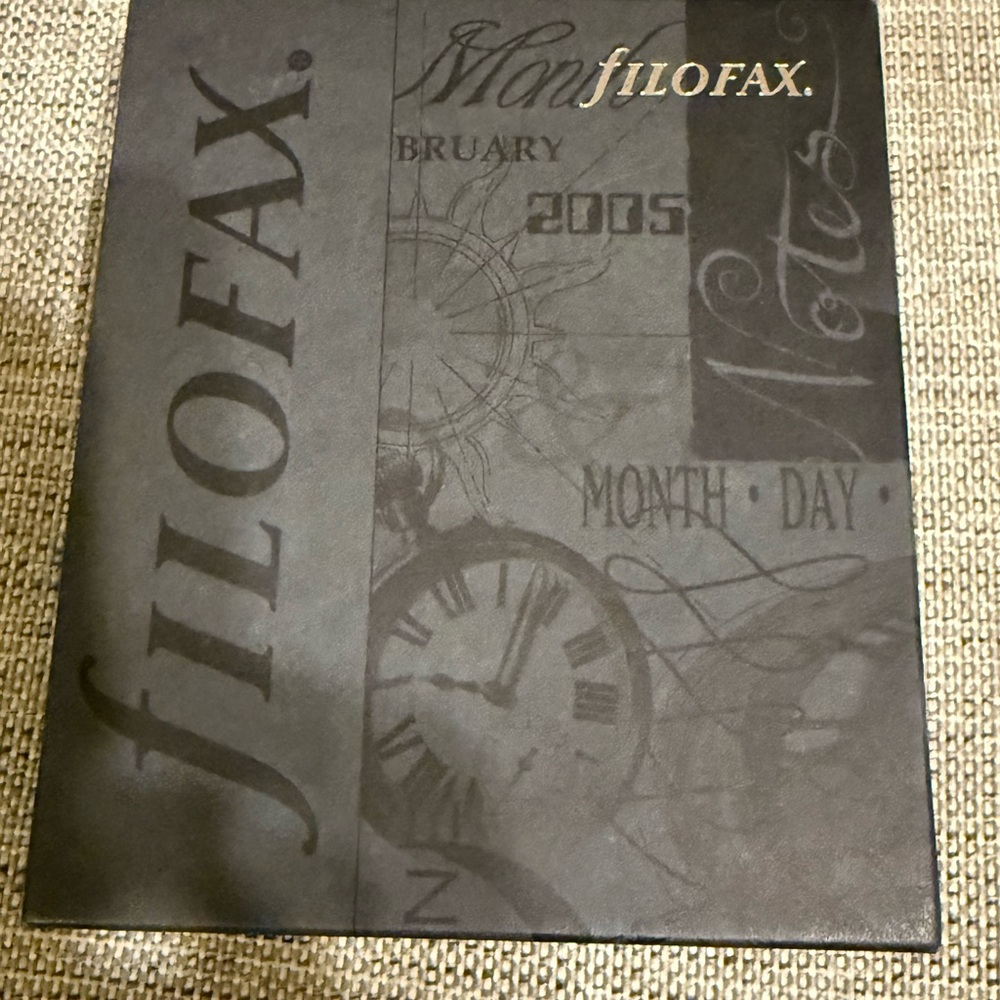 filoFAX Chocolate Organizer